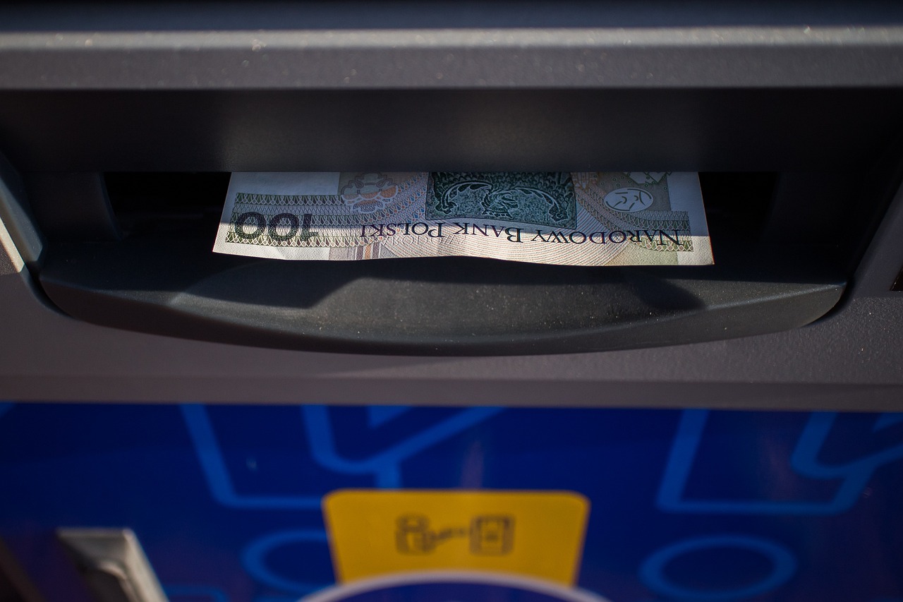 海外ATM手数料が安いクレジットカードはどれですか？