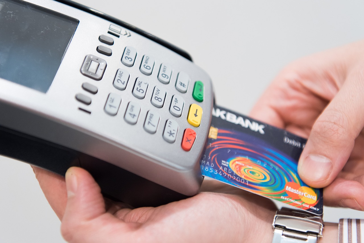 海外出張が多いビジネスマンにおすすめのクレジットカードは？