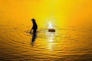 空港ラウンジを無料で使う方法は何ですか？