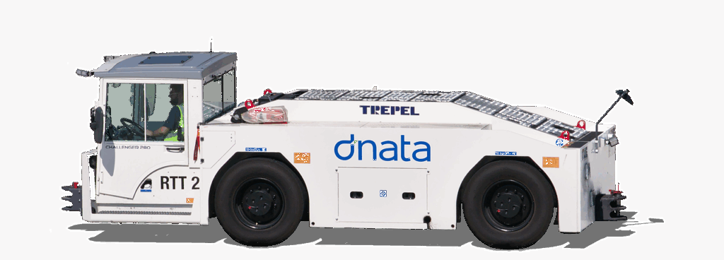 空港ラウンジに同伴者を無料で入れる方法は？